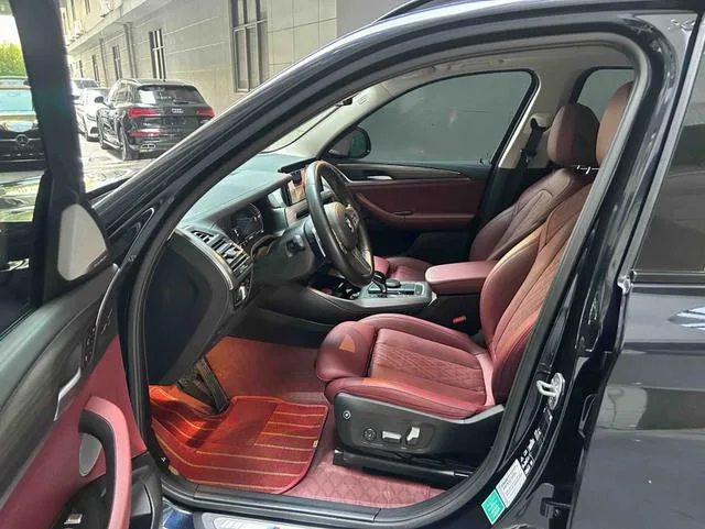 BMW X3 2023 xDrive30i Líder M Traje de noche Yao interior foto 7 BMW X3 2023 xDrive30i Líder M Traje de noche Yao interior foto 7