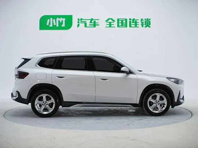 BMW X1 2023 sDrive20Li X Ensemble de conception extérieur photo 4 BMW X1 2023 sDrive20Li X Ensemble de conception extérieur photo 4