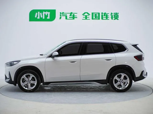 BMW X1 2023 sDrive20Li X Ensemble de conception extérieur photo 5 BMW X1 2023 sDrive20Li X Ensemble de conception extérieur photo 5