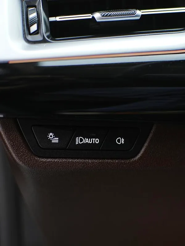 BMW X1 2023 sDrive20Li X Ensemble de conception extérieur photo 9 BMW X1 2023 sDrive20Li X Ensemble de conception extérieur photo 9