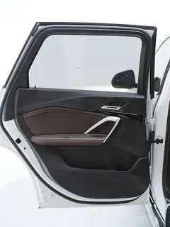 BMW X1 2023 sDrive20Li X Ensemble de conception intérieur photo 20 BMW X1 2023 sDrive20Li X Ensemble de conception intérieur photo 20
