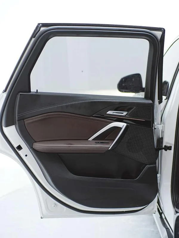 BMW X1 2023 sDrive20Li X Ensemble de conception intérieur photo 20 BMW X1 2023 sDrive20Li X Ensemble de conception intérieur photo 20