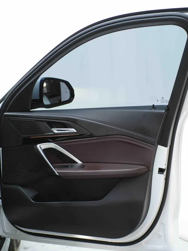 BMW X1 2023 sDrive20Li X Design Suit interior photo 11 BMW X1 2023 sDrive20Li X Design Suit interior photo 11