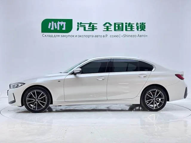 BMW 3 Series 2023 320Li M Ensemble de sport extérieur photo 4 BMW 3 Series 2023 320Li M Ensemble de sport extérieur photo 4