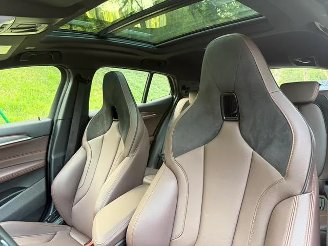 BMW X2 2022 sDrive25i Versión aguda interior foto 7 BMW X2 2022 sDrive25i Versión aguda interior foto 7
