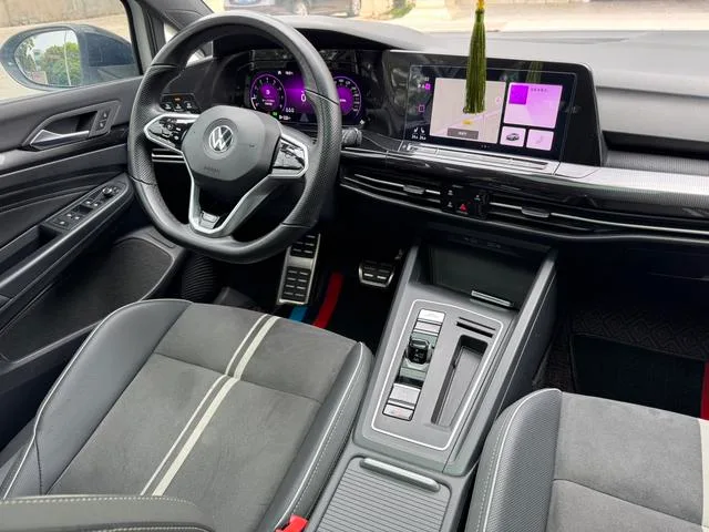Volkswagen Golf 2021 280TSI DSG R-Line interior foto 16
