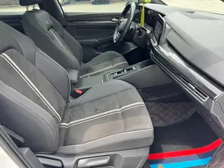 Volkswagen Golf 2021 280TSI DSG R-Line interior foto 18