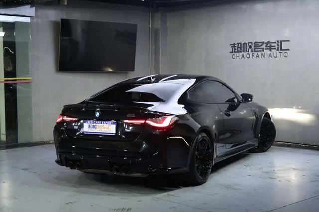 BMW M4 2023 M4 Coupé M xDrive Versión Thunder exterior foto 5 BMW M4 2023 M4 Coupé M xDrive Versión Thunder exterior foto 5