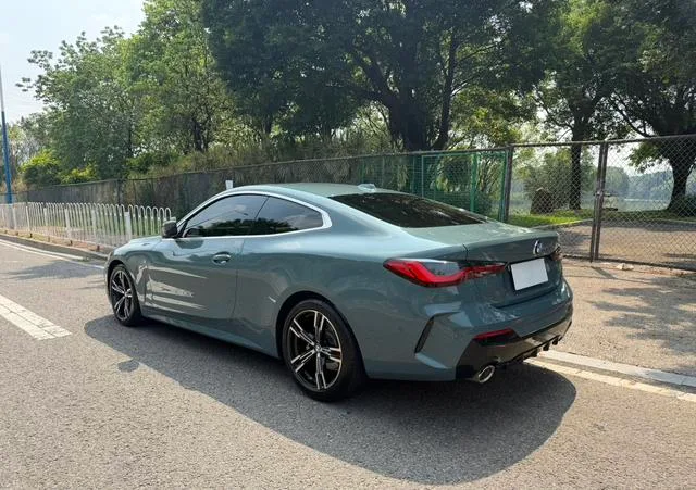 BMW 4 Series 2024 425i M Conjunto deportivo exterior foto 6 BMW 4 Series 2024 425i M Conjunto deportivo exterior foto 6