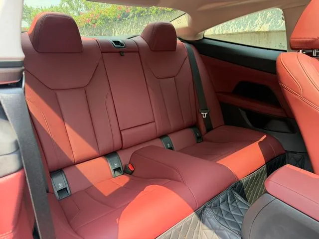 BMW 4 Series 2024 425i M Conjunto deportivo interior foto 20 BMW 4 Series 2024 425i M Conjunto deportivo interior foto 20