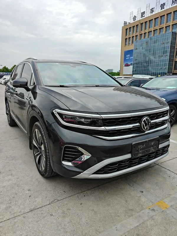 Volkswagen Talagon 2021 380TSI Edición insignia de tracción en las cuatro ruedas exterior foto 2