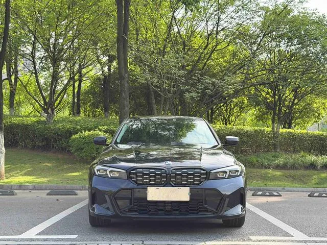 BMW 3 Series 2023 325Li M Sports Night Suit exterior photo 2 BMW 3 Series 2023 325Li M Sports Night Suit exterior photo 2