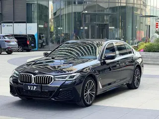 BMW 5 Series 2022 Second change 530Li Leading Type M Sports suit exterior photo 1 BMW 5 Series 2022 Second change 530Li Leading Type M Sports suit exterior photo 1