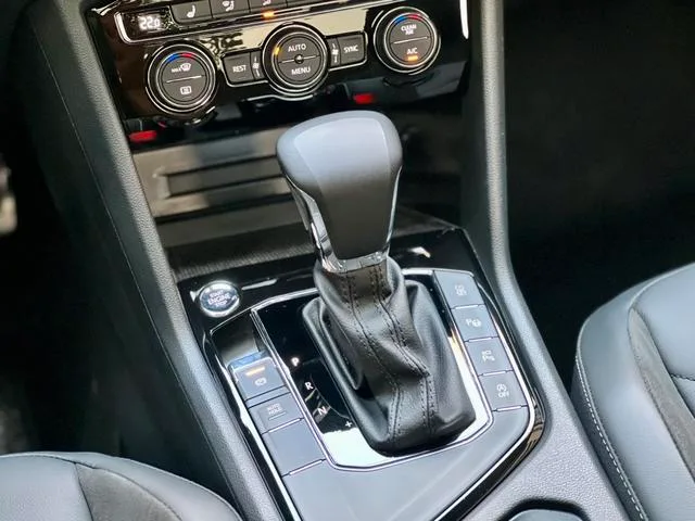 Volkswagen Tiguan L 2021 330TSI Transmission automatique à deux roues motrices R-Line Version de plus en plus extérieur photo 7
