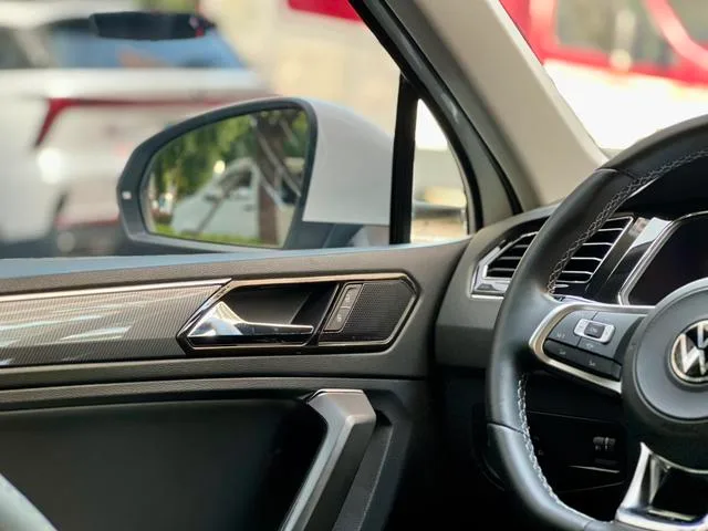 Volkswagen Tiguan L 2021 330TSI Transmission automatique à deux roues motrices R-Line Version de plus en plus extérieur photo 9