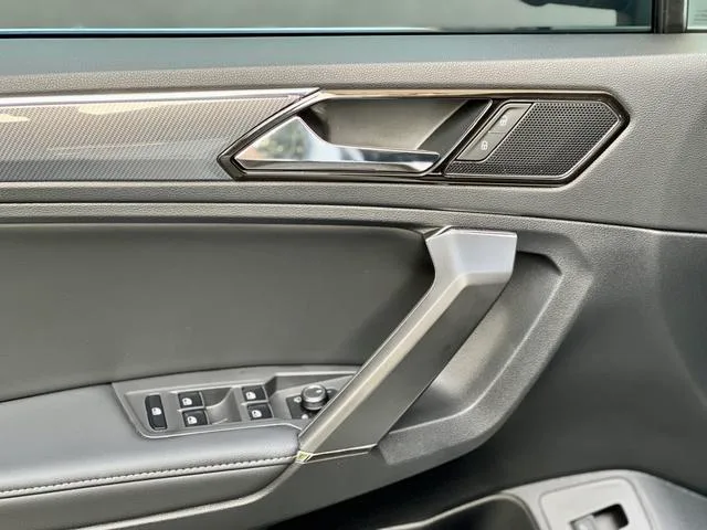 Volkswagen Tiguan L 2021 330TSI Transmission automatique à deux roues motrices R-Line Version de plus en plus intérieur photo 19