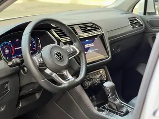 Volkswagen Tiguan L 2021 330TSI Transmission automatique à deux roues motrices R-Line Version de plus en plus intérieur photo 20