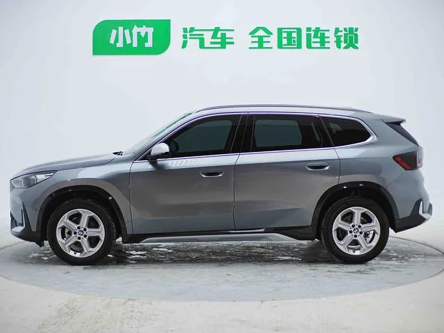 BMW X1 2023 sDrive20Li X Traje de diseño exterior foto 5 BMW X1 2023 sDrive20Li X Traje de diseño exterior foto 5