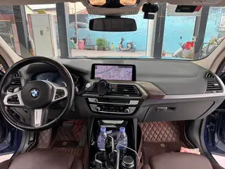 BMW X3 2021 xDrive28i M Спортивный костюм интерьер фото 11 BMW X3 2021 xDrive28i M Спортивный костюм интерьер фото 11