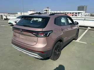 Volkswagen Tharu 2025 Nuevo 300TSI Edición Sharp Enjoy interior foto 10