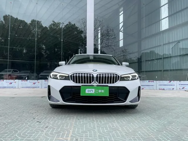 BMW 3 Series 2023 320Li M Sports suit exterior photo 3 BMW 3 Series 2023 320Li M Sports suit exterior photo 3