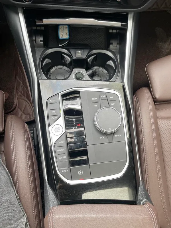 BMW 3 Series 2023 320Li M Sports suit exterior photo 9 BMW 3 Series 2023 320Li M Sports suit exterior photo 9