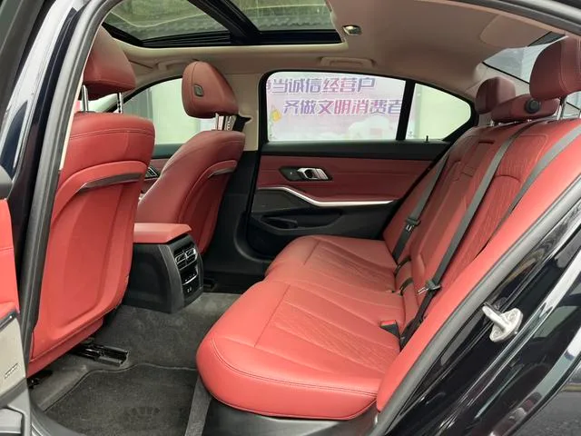 BMW 3 Series 2023 325Li M Sports Night Suit interior photo 16 BMW 3 Series 2023 325Li M Sports Night Suit interior photo 16