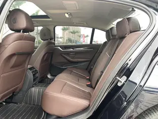 BMW 5 Series 2022 Модификация 525Li Роскошный набор интерьер фото 11 BMW 5 Series 2022 Модификация 525Li Роскошный набор интерьер фото 11