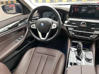 BMW 5 Series 2022 Модификация 525Li Роскошный набор интерьер фото 15 BMW 5 Series 2022 Модификация 525Li Роскошный набор интерьер фото 15