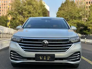 Volkswagen Viloran 2022 380TSI Acabado premium exterior foto 2 Volkswagen Viloran 2022 380TSI Acabado premium exterior foto 2