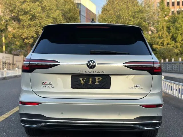 Volkswagen Viloran 2022 380TSI Acabado premium interior foto 19 Volkswagen Viloran 2022 380TSI Acabado premium interior foto 19