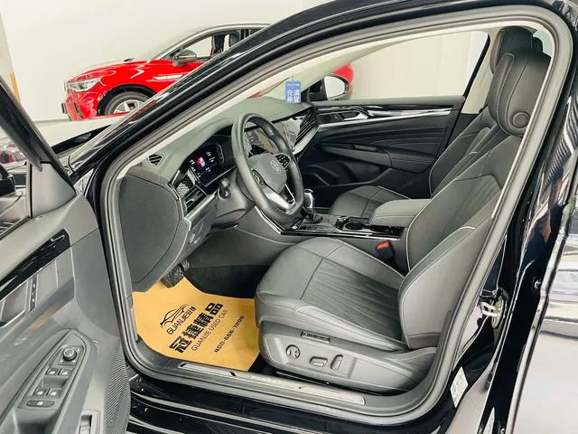 Volkswagen Passat 2023 380TSI Luxury Edition exterior photo 6 Volkswagen Passat 2023 380TSI Luxury Edition exterior photo 6