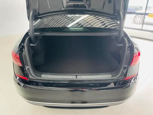 Volkswagen Passat 2023 380TSI Luxury Edition interior photo 16 Volkswagen Passat 2023 380TSI Luxury Edition interior photo 16