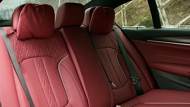BMW 5 Series 2022 530Li Tipo administrativo M Conjunto deportivo interior foto 10 BMW 5 Series 2022 530Li Tipo administrativo M Conjunto deportivo interior foto 10