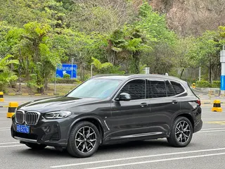 BMW X3 2022 xDrive25i M Conjunto deportivo exterior foto 1