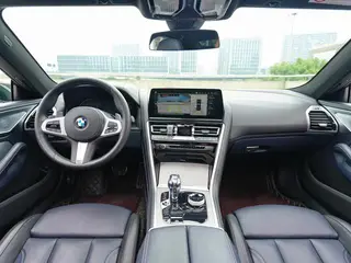 BMW 8 Series 2022 840i xDrive Coupé de cuatro puertas M Conjunto deportivo interior foto 10 BMW 8 Series 2022 840i xDrive Coupé de cuatro puertas M Conjunto deportivo interior foto 10