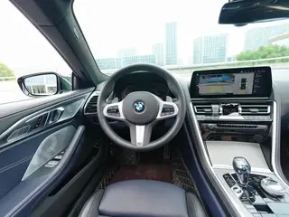 BMW 8 Series 2022 840i xDrive Coupé de cuatro puertas M Conjunto deportivo interior foto 12 BMW 8 Series 2022 840i xDrive Coupé de cuatro puertas M Conjunto deportivo interior foto 12