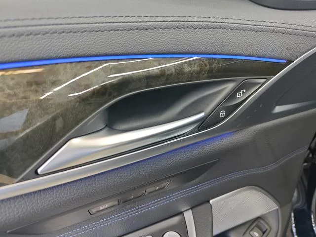 BMW 6 Series GT 2024 630i M Traje deportivo interior foto 20