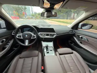 BMW 3 Series 2021 Reforma 325Li M Conjunto deportivo exterior foto 10 BMW 3 Series 2021 Reforma 325Li M Conjunto deportivo exterior foto 10