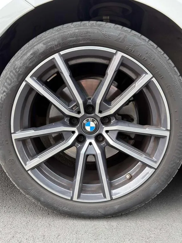 BMW 3 Series 2021 Reforma 325Li M Conjunto deportivo interior foto 13 BMW 3 Series 2021 Reforma 325Li M Conjunto deportivo interior foto 13