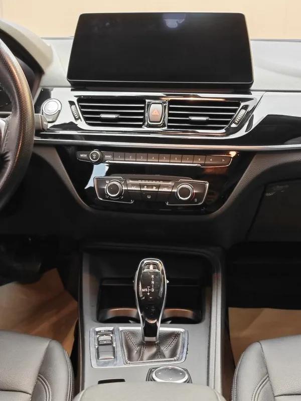 BMW 1 Series 2023 120i M Versión deportiva interior foto 20 BMW 1 Series 2023 120i M Versión deportiva interior foto 20