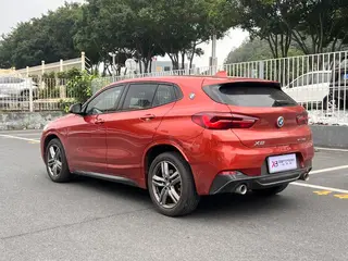 BMW X2 2021 Mise à jour sDrive25i M Ensemble de sport extérieur photo 6 BMW X2 2021 Mise à jour sDrive25i M Ensemble de sport extérieur photo 6