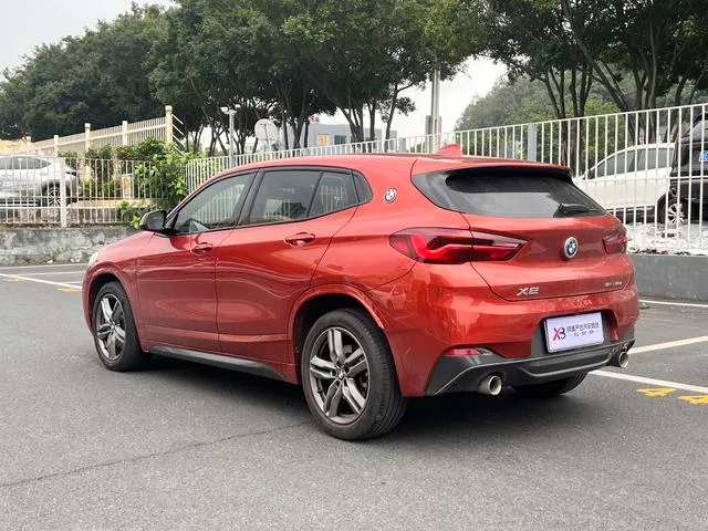 BMW X2 2021 Mise à jour sDrive25i M Ensemble de sport extérieur photo 6 BMW X2 2021 Mise à jour sDrive25i M Ensemble de sport extérieur photo 6