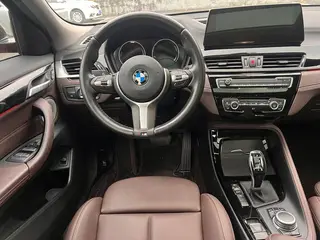 BMW X2 2021 Mise à jour sDrive25i M Ensemble de sport extérieur photo 9 BMW X2 2021 Mise à jour sDrive25i M Ensemble de sport extérieur photo 9