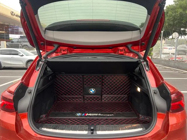 BMW X2 2021 Mise à jour sDrive25i M Ensemble de sport intérieur photo 19 BMW X2 2021 Mise à jour sDrive25i M Ensemble de sport intérieur photo 19