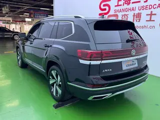Volkswagen Teramont 2023 380TSI Edición Deluxe con tracción en las cuatro ruedas exterior foto 4