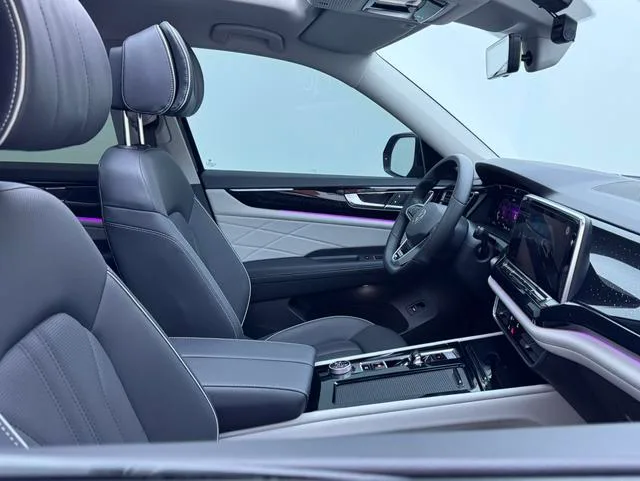 Volkswagen Teramont 2023 380TSI Edición Deluxe con tracción en las cuatro ruedas interior foto 17