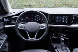 Volkswagen Passat 2022 330TSI Versión de élite interior foto 14 Volkswagen Passat 2022 330TSI Versión de élite interior foto 14
