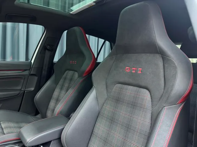 Volkswagen Golf GTI 2021 380TSI DSG GTI intérieur photo 12