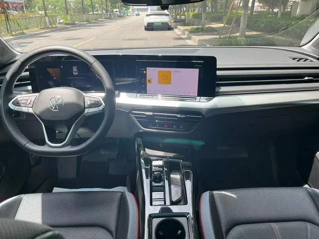 Volkswagen Lamando 2024 Lamando L 280TSI DSG Versión picante deslumbrante interior foto 8 Volkswagen Lamando 2024 Lamando L 280TSI DSG Versión picante deslumbrante interior foto 8